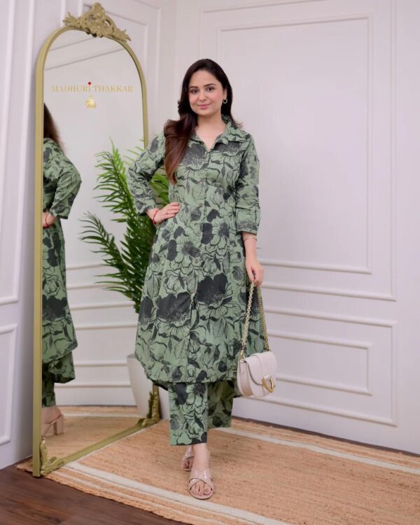 women Pastel Garden Printed Kurta Pant Set - Image 3