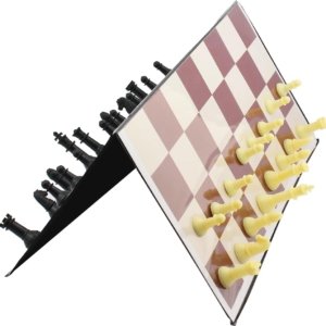 Magnetic Foldable Chess Set: