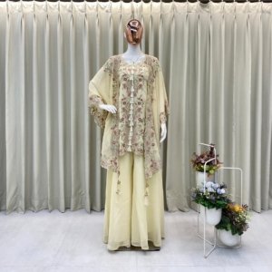 Grace Bloom Embroidered Kurta Set